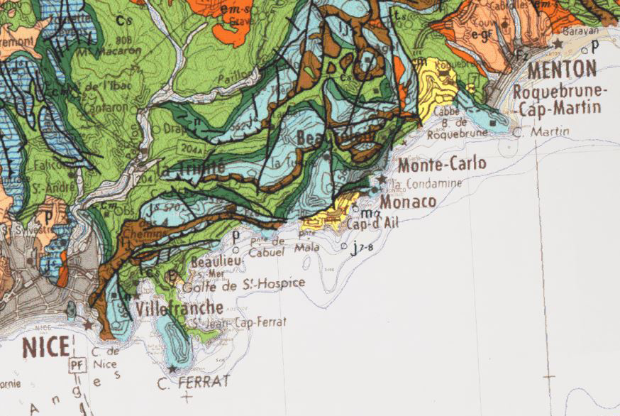Carte géologique au 1/250 000